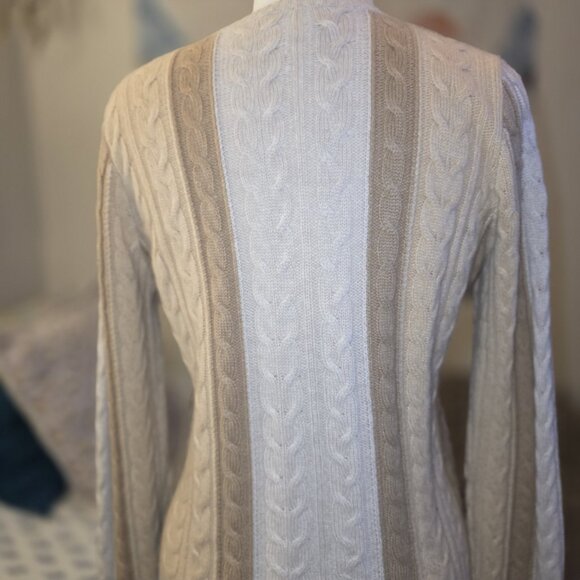 Neiman Marcus Exclusive 100% Cashmere Cable Knit Sweater Beige Tan Stripe V Neck - Picture 12 of 15